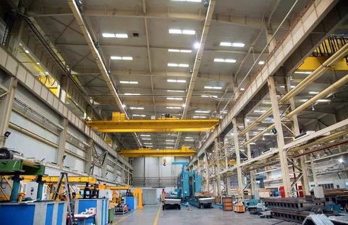 停工一天损失4个亿，北京奔驰为何急切“复工”？电子技术成破局关键